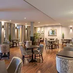 Radisson Blu Hotel, Hotel