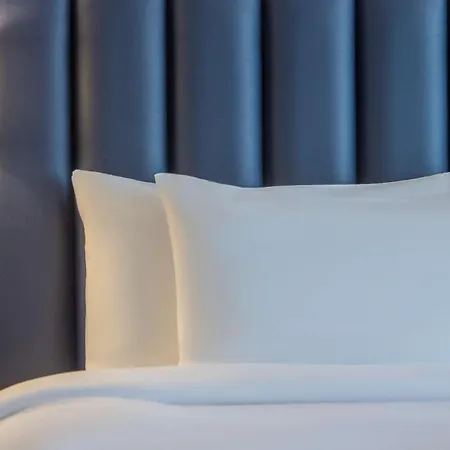 Radisson Blu Hotel, 4* לטרקני