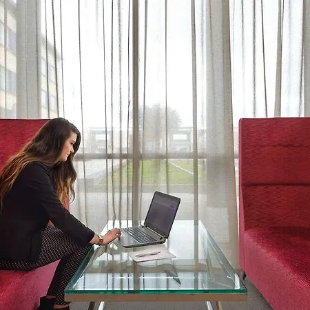 Radisson Blu Hotel, 4*