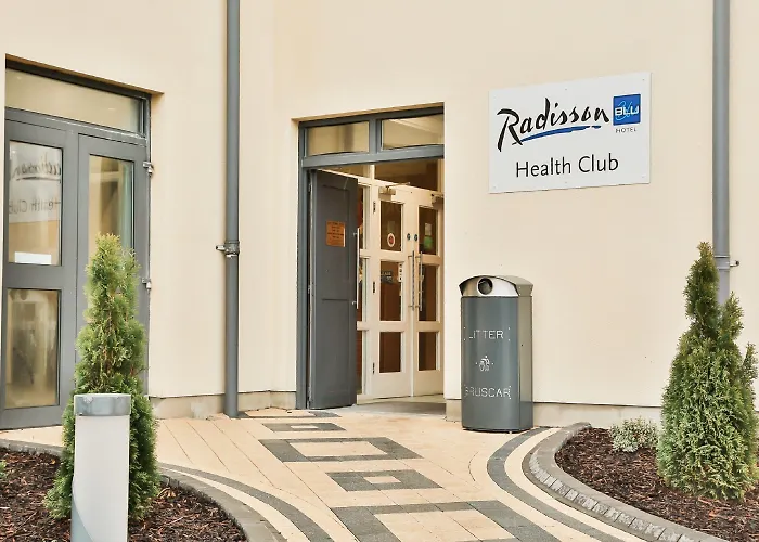 Отель Radisson Blu Hotel, 4*