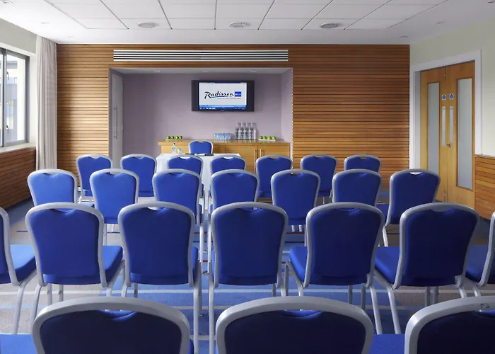 Отель Radisson Blu Hotel, 4*