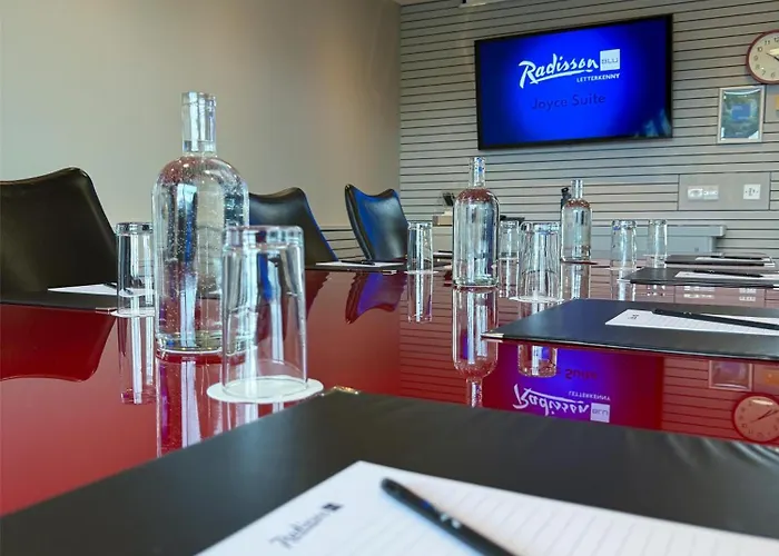 Radisson Blu Hotel, 4*